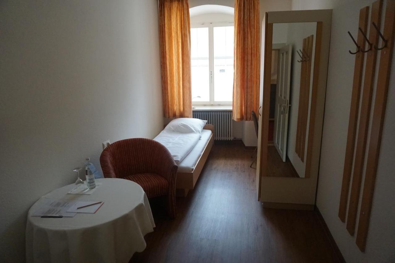 Tagungshaus Im Kloster Neresheim Hotel Bagian luar foto