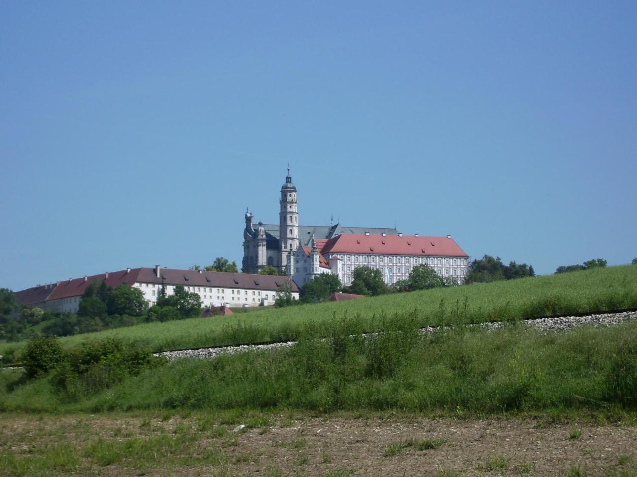 Tagungshaus Im Kloster Neresheim Hotel Bagian luar foto